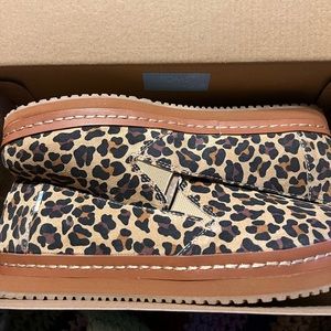 Tom’s Palma Leather Wrap Tan classic leopard printed suede shoe